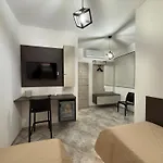 Executive בית הארחה קלטניסטה